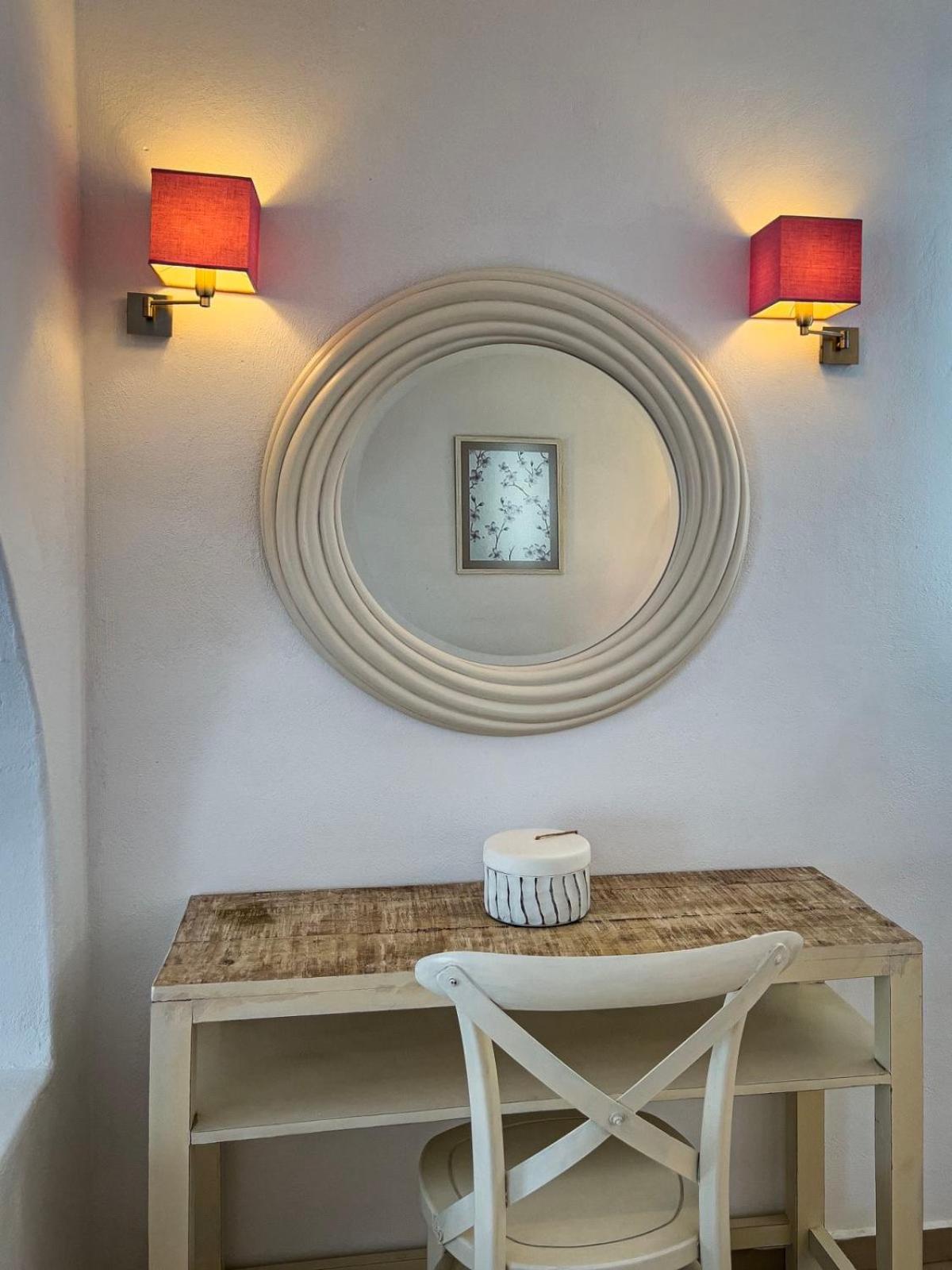 Aspalathras White Hotel Folégandros Екстериор снимка