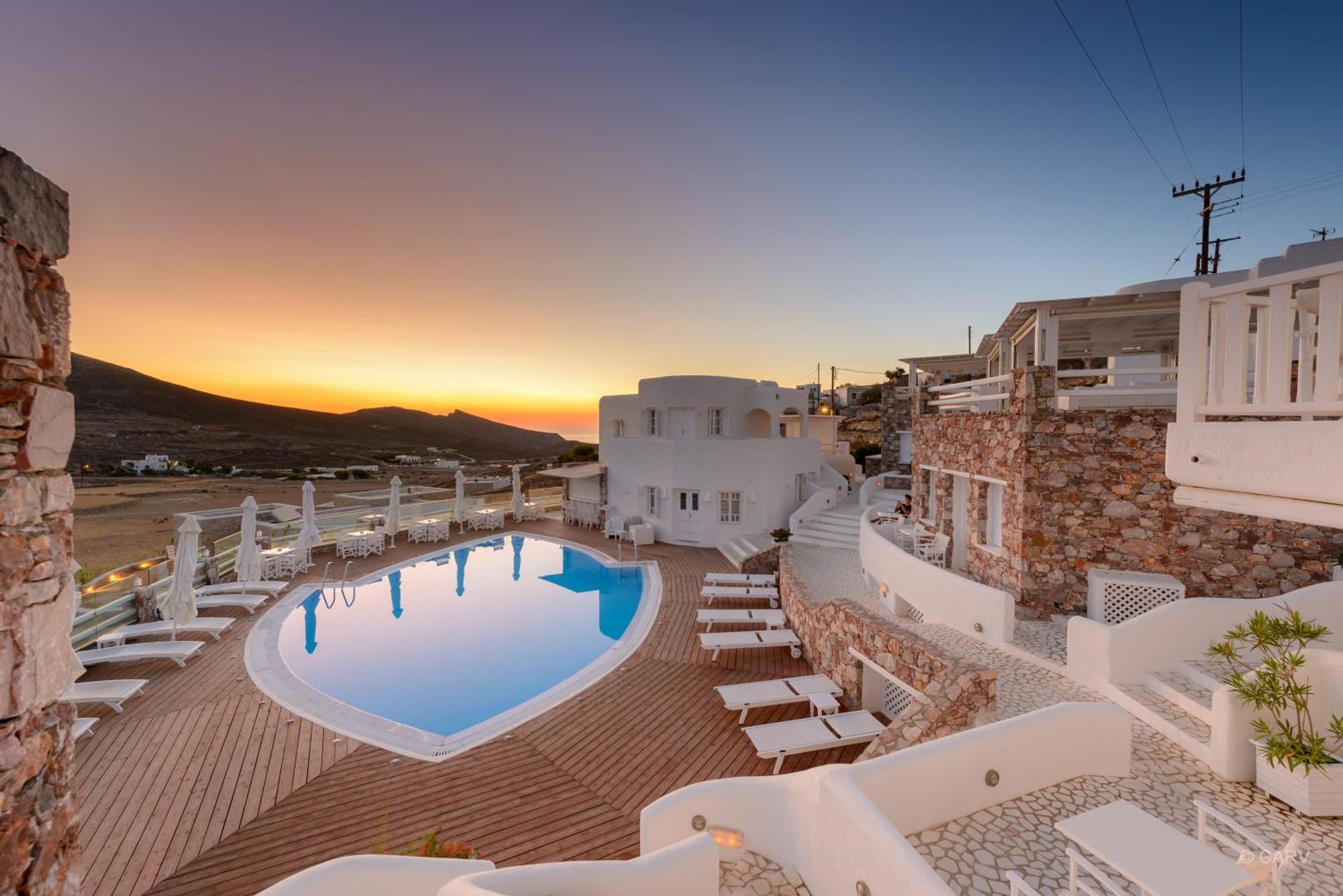 Aspalathras White Hotel Folégandros Екстериор снимка