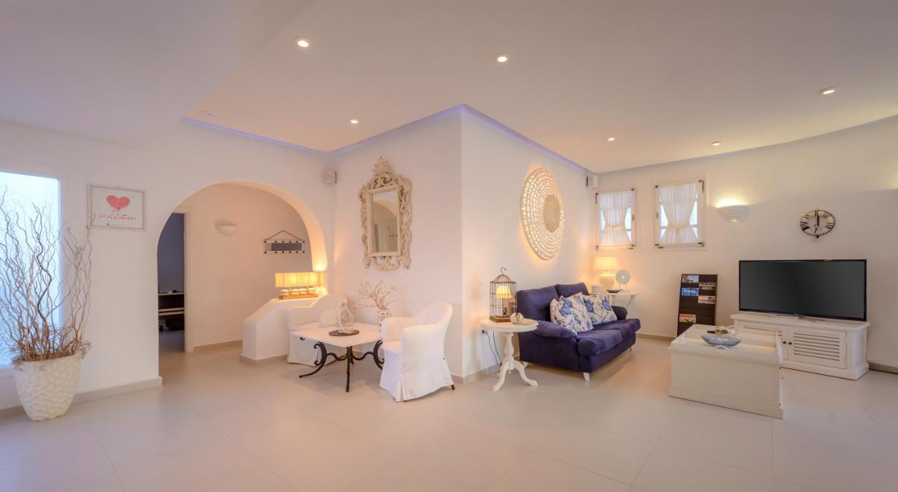 Aspalathras White Hotel Folégandros Екстериор снимка